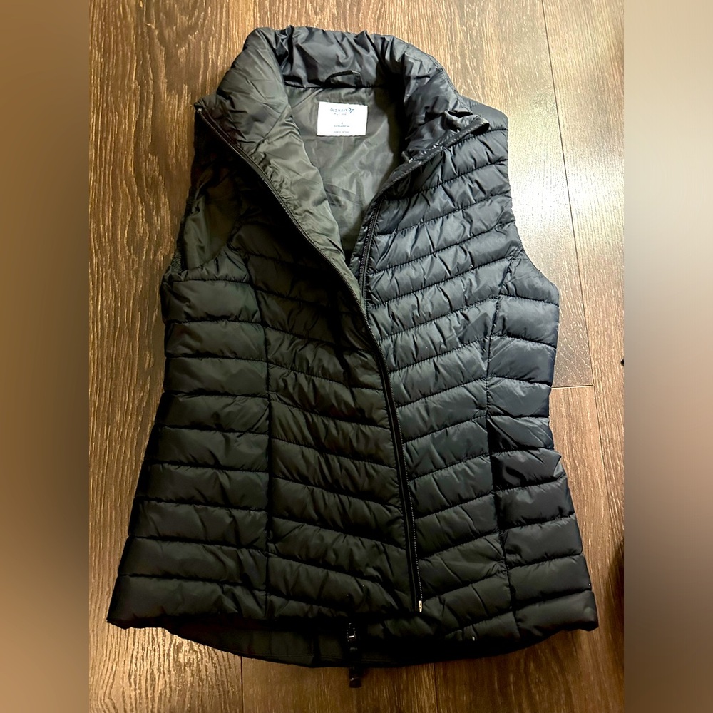 Old navy vest